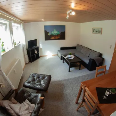 Ruhige und gemütliche Ferienwohnung in Calden Exterior foto