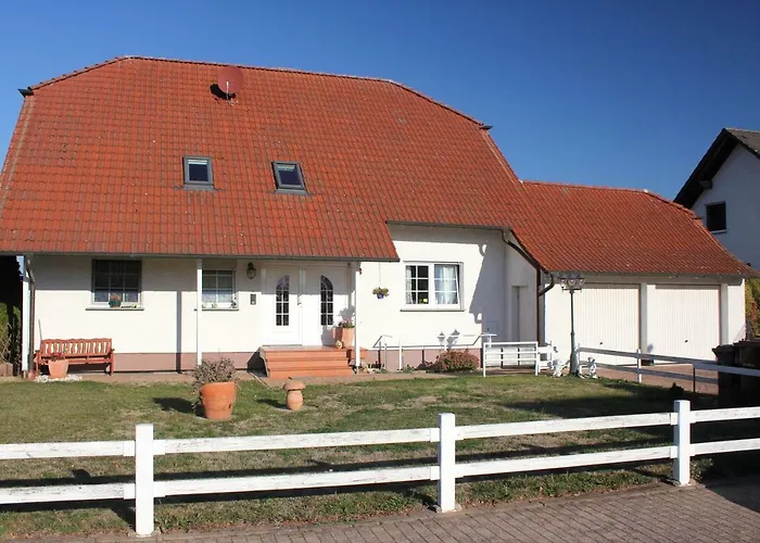 Ruhige Und Gemuetliche Ferienwohnung In Calden